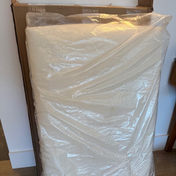 Naturepedic Mini Crib Mattress - Picture 2 of 5